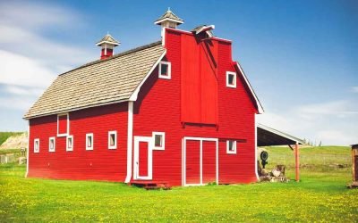 7 Signs Your Fairfax Barn Needs a Fresh Coat of Paint – And What Happens If You Wait